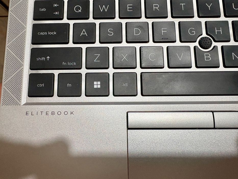 HP EliteBook Laptop 15.6
