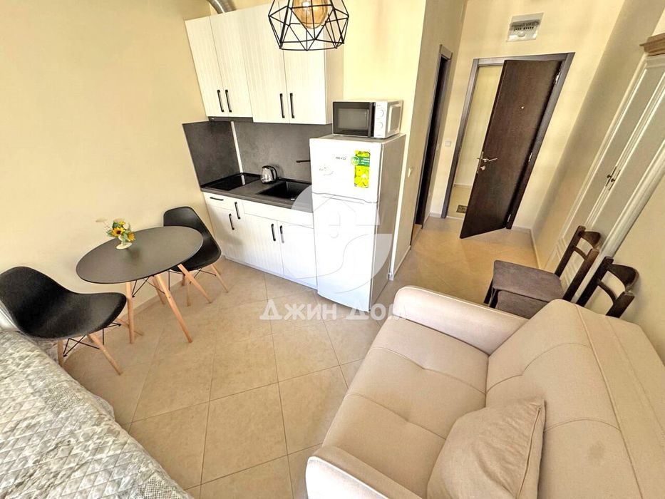 Продава се Едностаен апартамент в к.к. Слънчев бряг - 36 кв.м за 1132 €/кв.м - Снимка #2