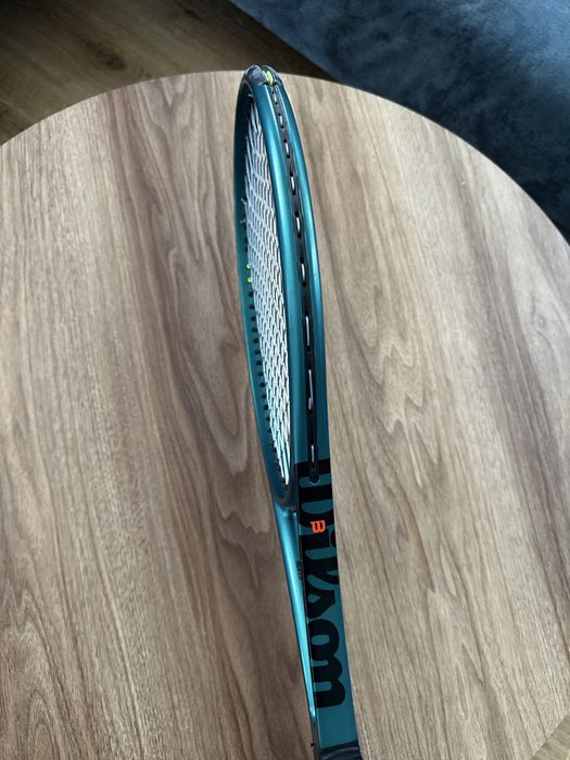Тенис ракета Wilson Blade 100UL V9 — отлично състояние