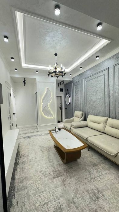 Samarkanskiy tomonda 2 xonalik qilingan uy sotiladi