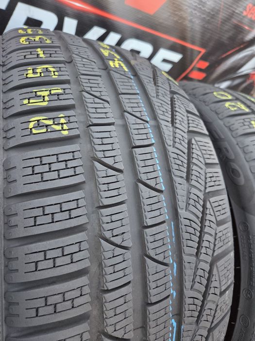 245 35 20 Pirelli