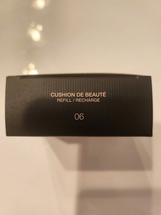Фон дьо тен GUCCI