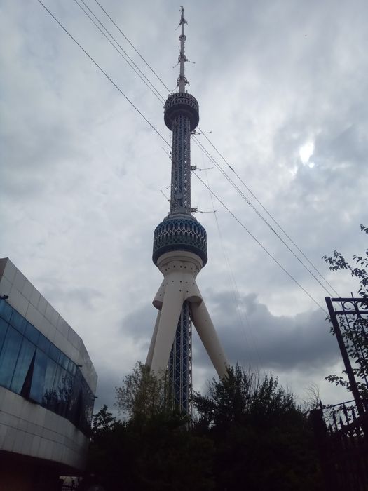 Вызовной Эскурсие  по Тошкента и гору чимган самарканд бухоро и далее