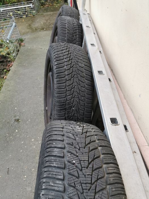 Vand anvelope iarna + jante + capace