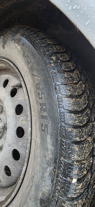 Зимни гуми  с джанти 195/65/15