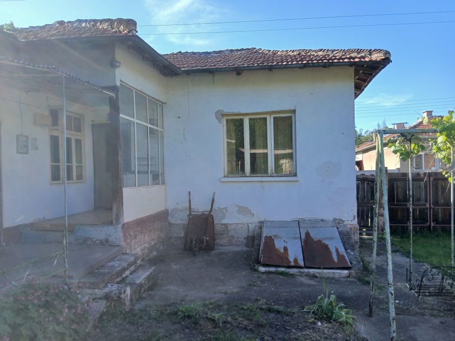 Къща с.Тръстеник