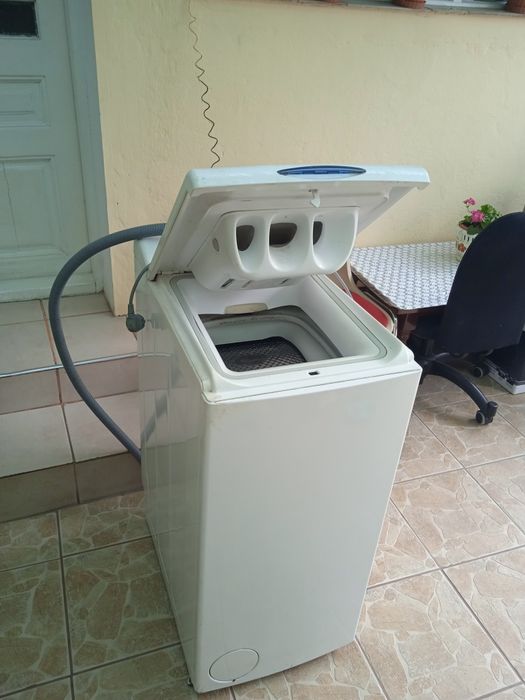 Mașină de spălat rufe