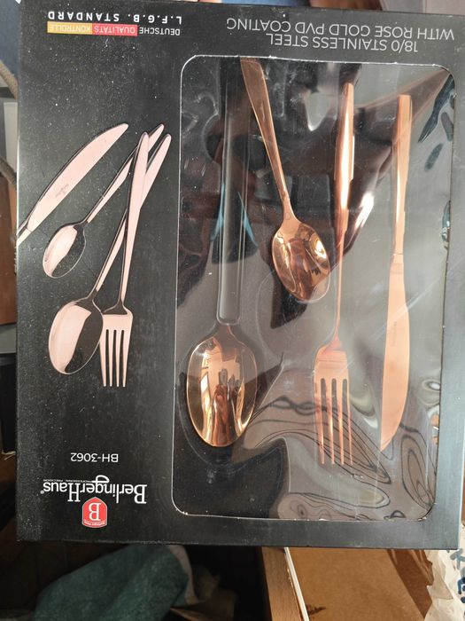 Кухненски съдове, тигани, тенджери, прибори