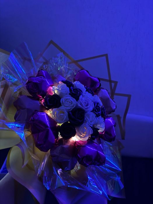 Buchete/aranjamente cu trandafiri din sapun