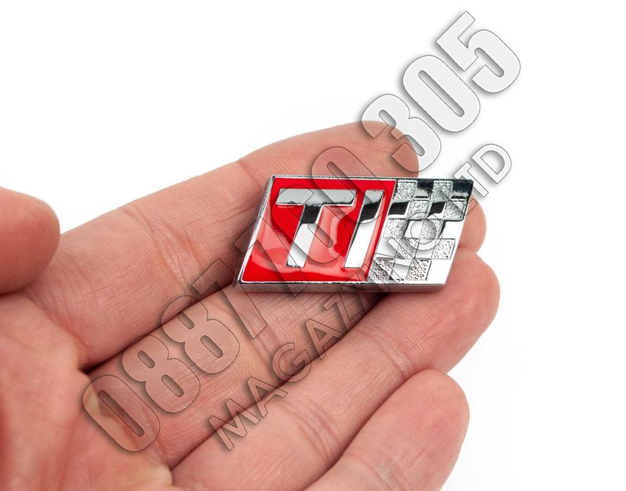 Емблема TI за Алфа Ромео 147 за задния капак метална хром и емайл