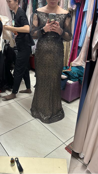 Вечернее красивое платье