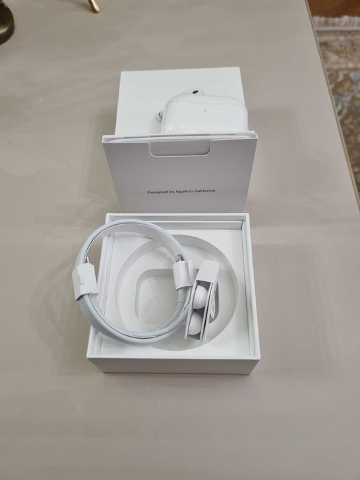 Apple AirPods Pro 2 поколение из США