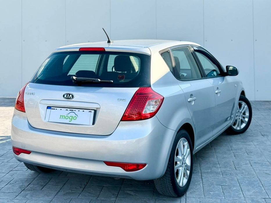 Kia Ceed 1.6 diesel 114cp preț 3999 euro