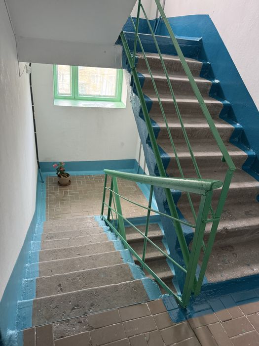 Продам трехкомнатную квартиру