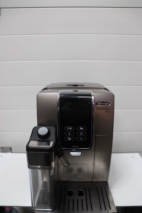 Кафемашина DELONGHI Dinamica Plus ECAM370.95 18 рецепти, кана за мляко