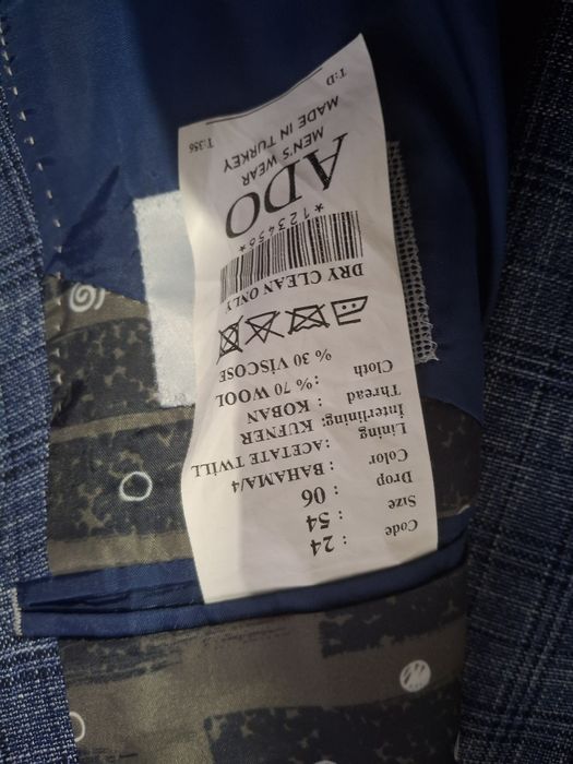 Продам костюм мужской