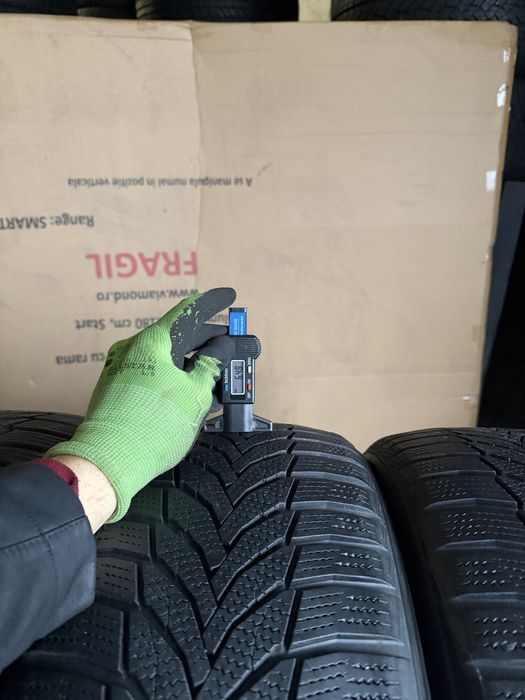 4 anvelope iarna 225/55/17 Nexen 6.5-6.8 mm!