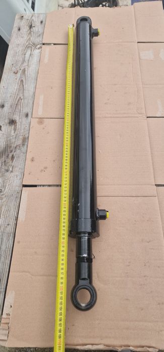 Cilindru hidraulic 1000 mm închis 1 m deschidere 70 cm tija grosime 40