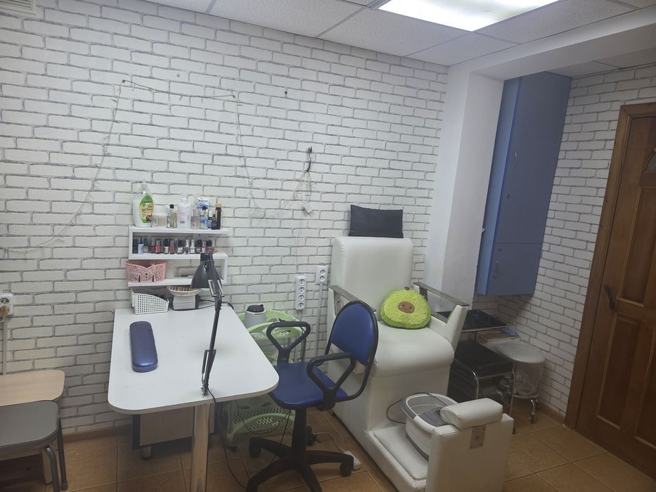 Сдам в аренду парикмахерскую