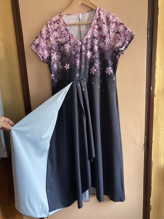 Дамска рокля