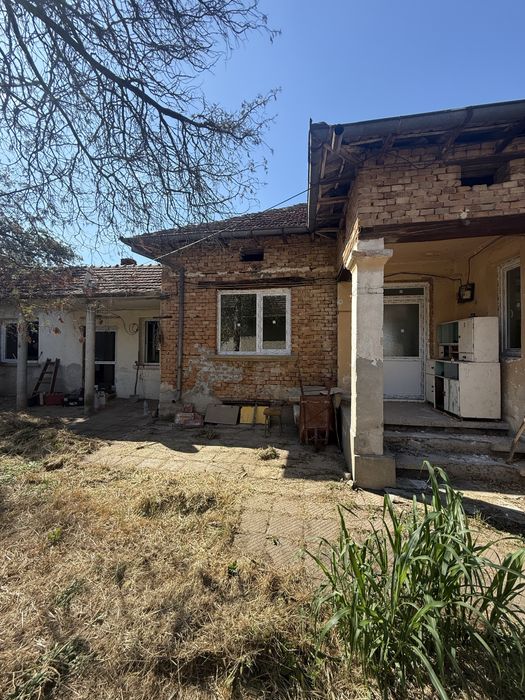 Продава Къща обл.Плевен,с.Ленково