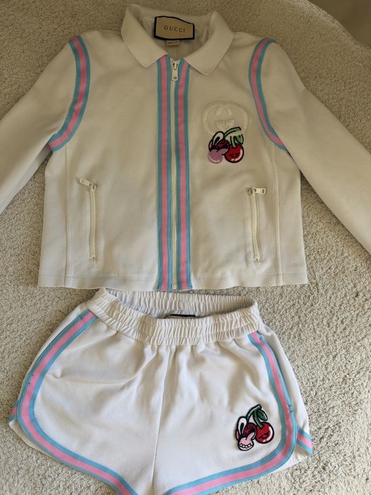 Gucci дамски сет яке суитчер и панталонки S xs
