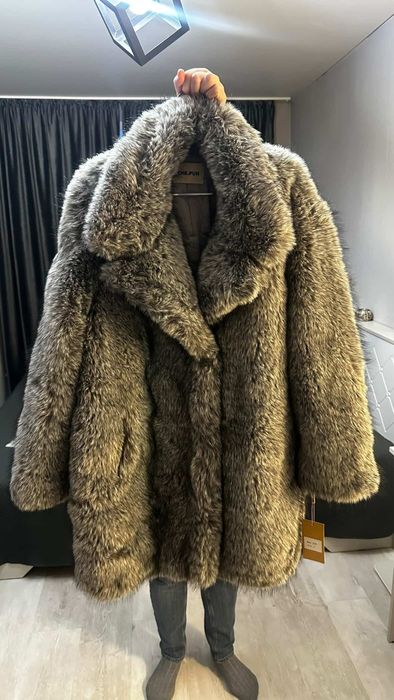 Шуба в отличном состояние