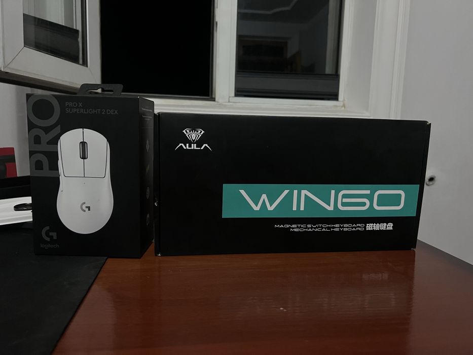 Logitech g pro superlight 2dex + Aula win60