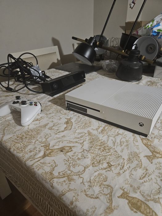Xbox One S 512gb