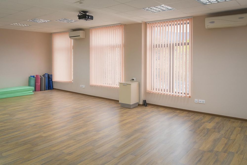 Дава се под наем Магазин в Пловдив, Център - 73 кв.м за 489.6 € - Снимка #1