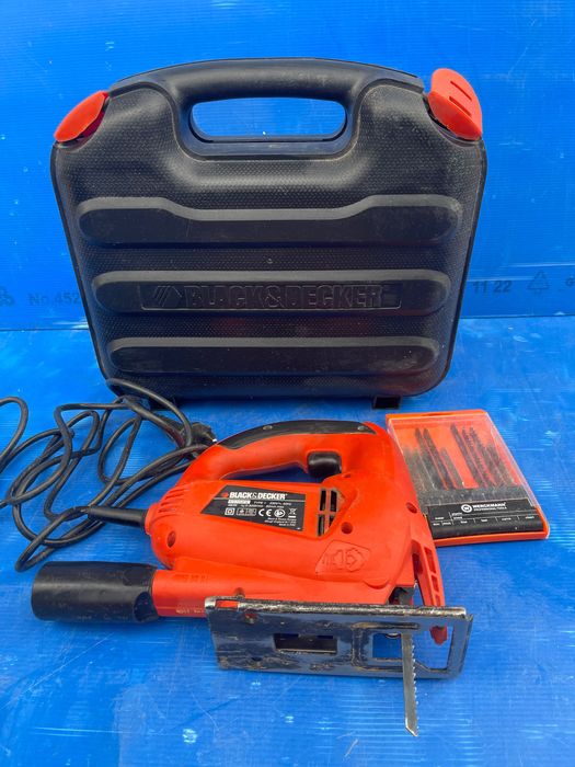 Fierăstrău pendular Black&Decker original
