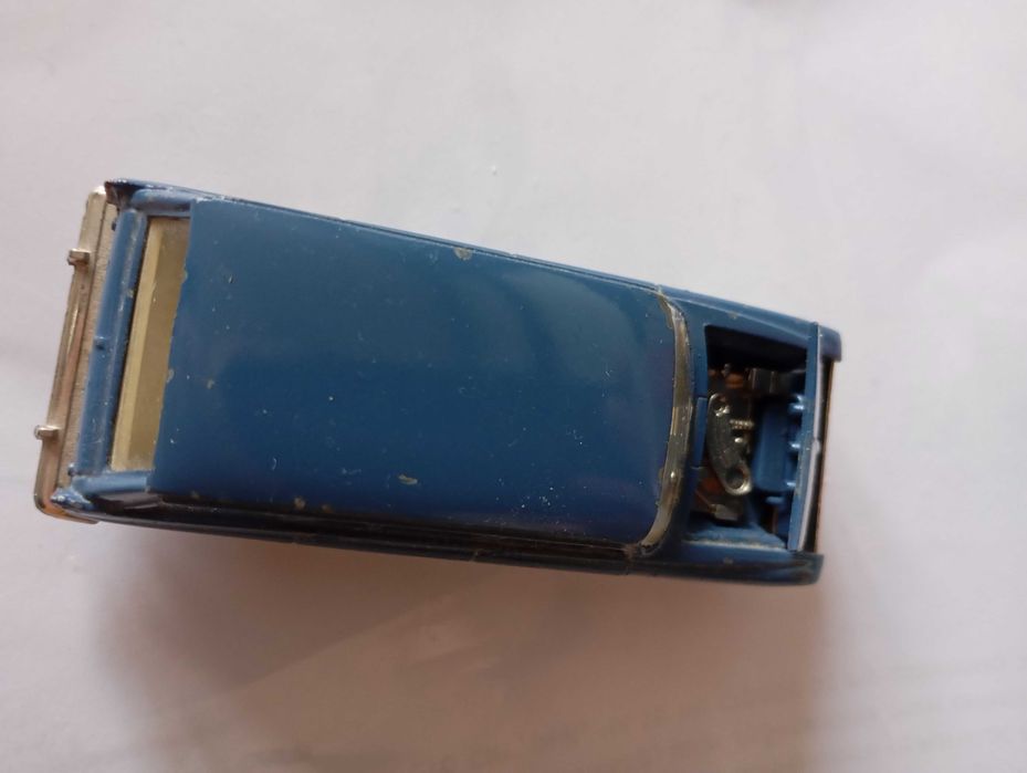 Москвич 426 тъмно син 1:43, СССР