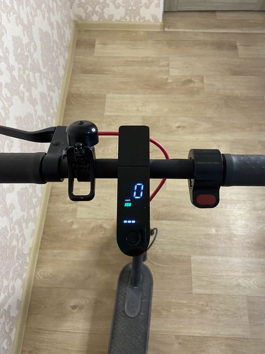 Электросамокат ксиоми