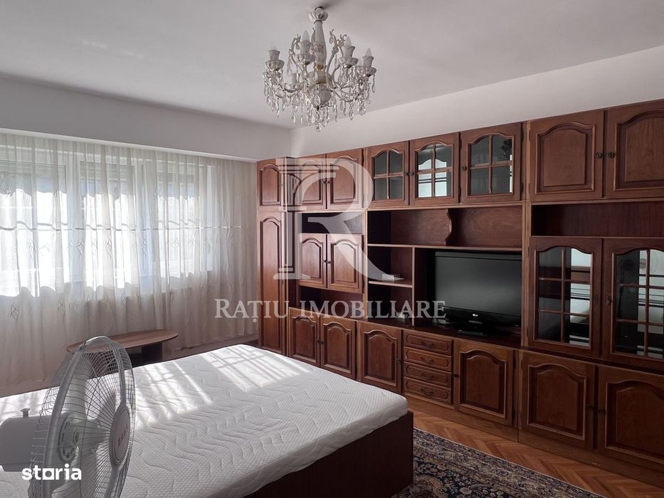 Apartament cu 3 camere | Costache Negruzzi | Decebal | Oradea — fotografia 1
