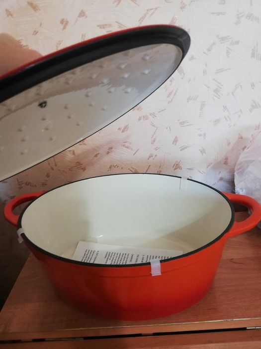 Казан чугунный гусятница