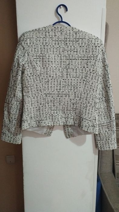 Продам женский пиджак