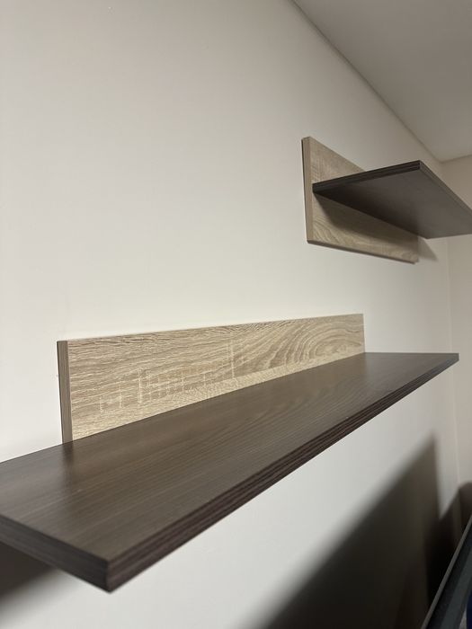 Стилна холна гарнитура (ТВ шкаф,витрина,шкаф и етажерки)-Като нови!