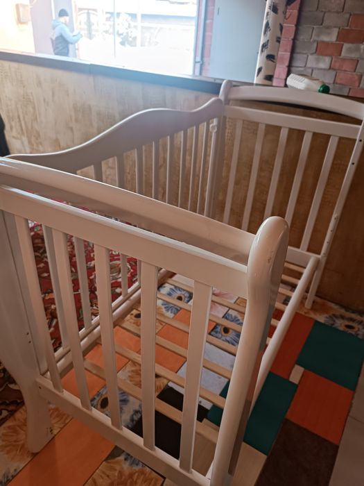 Продам детскую манеж