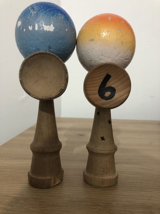 Vand  doua Kendama X