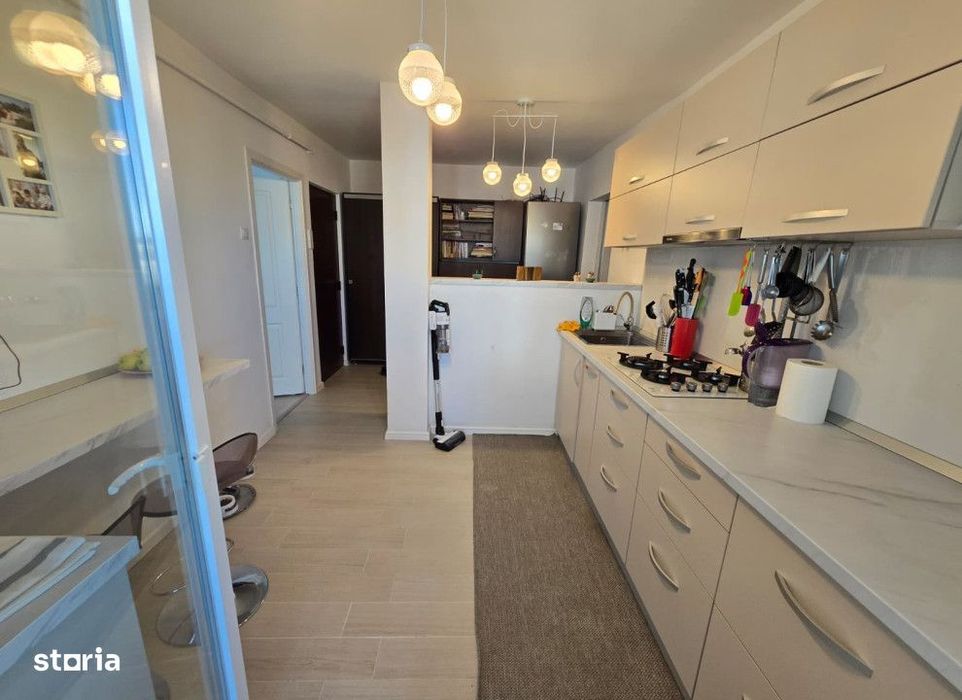 Apartament  3 camere Cug , 70 metri, etaj 4 Cod:161767