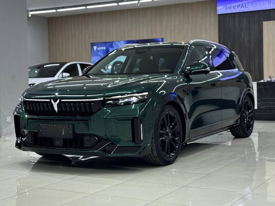 Voyah free Apollo tech Hybrid 4 RWD (2 ta motor)