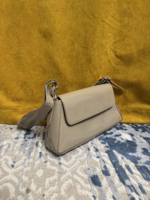 Продам сумку в виде клатч!