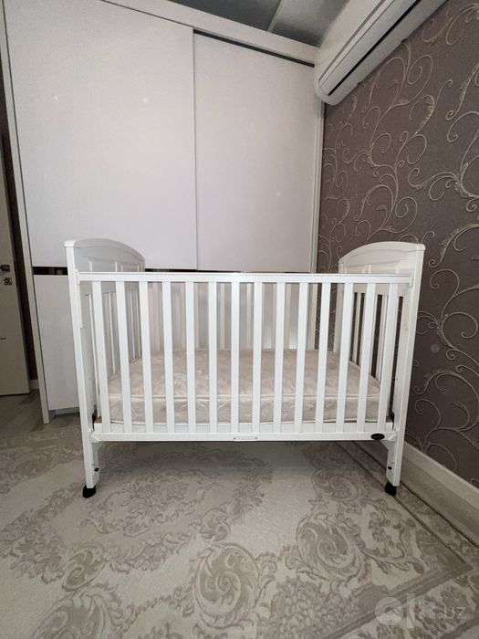 Продам детскую кроватку
