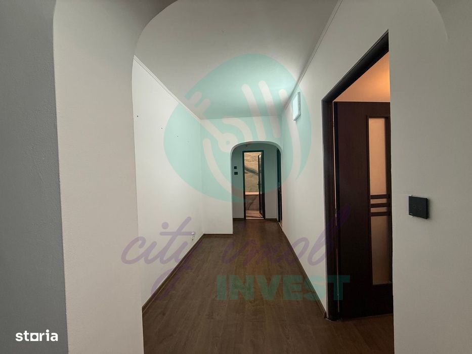 3 camere cu CENTRALA PROPRIE la 3 minute de metrou