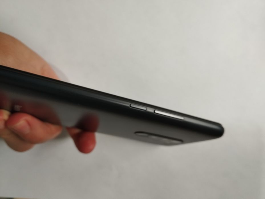 Продам телефон Xiaomi редми 9