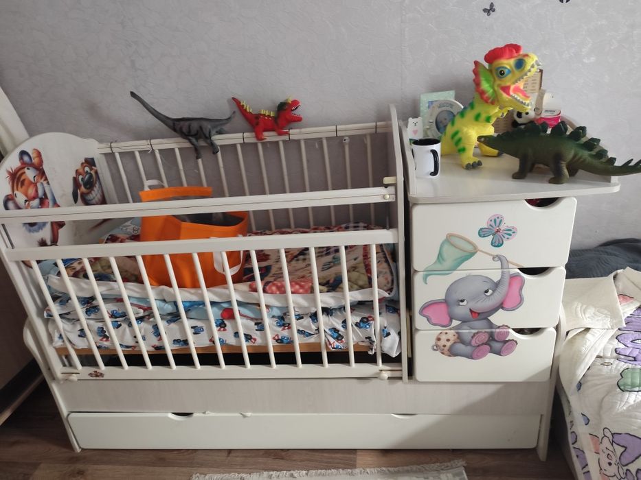 Продам детскую кроватку, трансформер