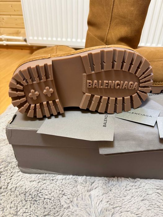 Balenciaga Alaska Ski Boots Crem