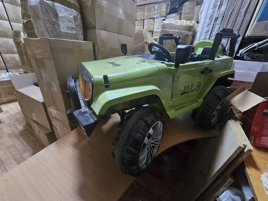 Продам Детский электромобиль и мотоцикл