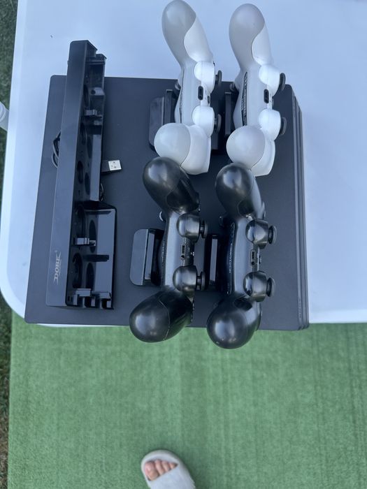 ps 4pro +4 manete +racitor