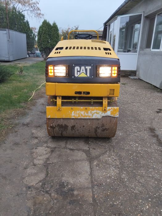 Amenajări curți, drumuri , mini escavator, bobcat, cilindru compactor